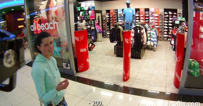 Guy is licking beautiful blonde teenager Limonika's lovebox