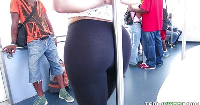 Vigorous diva Kelsi Monroe fondles her meaty twat while cheerfully giving a blowjob